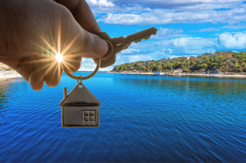 keys to home on Lake Texoma